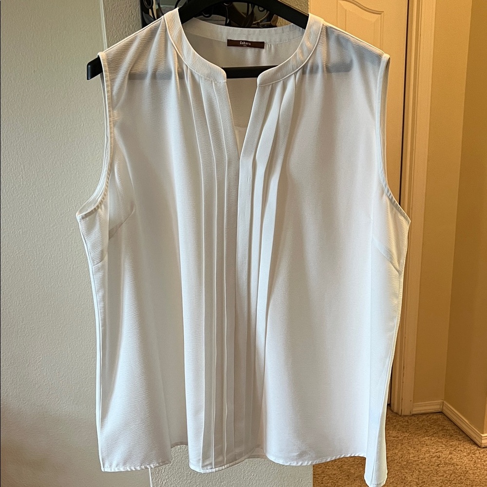 Elegant White Sleeveless Blouse